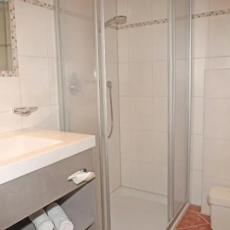 Ladis-7 By Interhome Ladis
