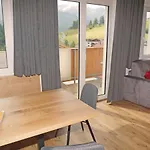 Apartamento Ladis-7 By Interhome *