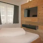 Apartament Ladis-7 By Interhome *
