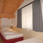Ladis-7 By Interhome شقة لاديس