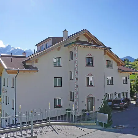 Apartamento Ladis-7 By Interhome Ladis